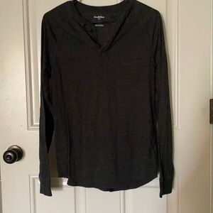 Men’s Goodfellow knit long sleeve shirt